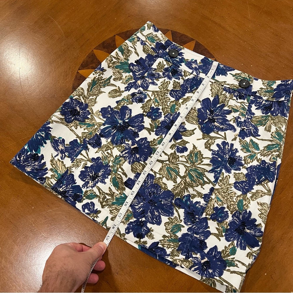 Brooks Brothers Red Fleece Straight Fit Floral Mini Skirt 10 Button Detail Blue - Picture 15 of 16